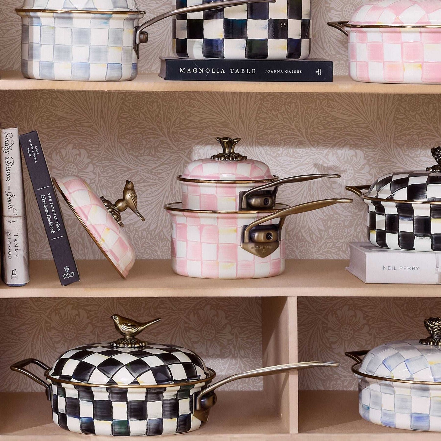 Rosy Check 2.5 Quart Saucepan